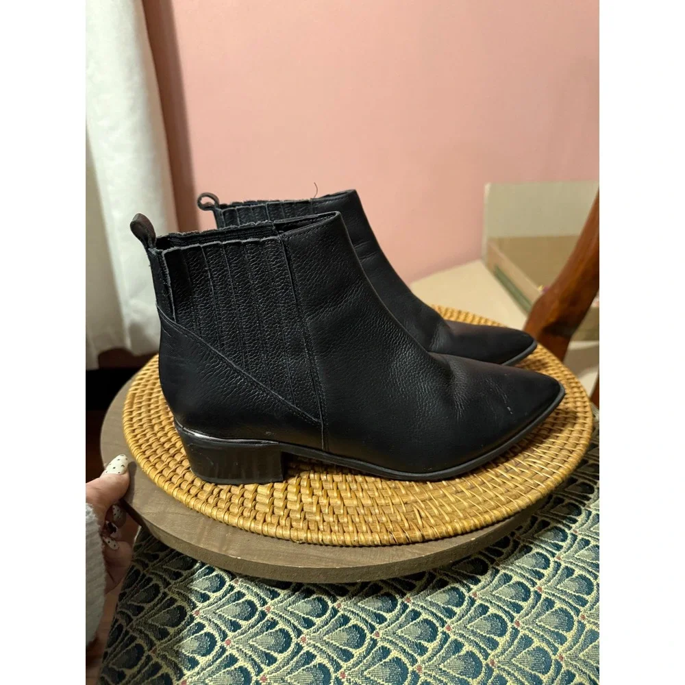 Marc Fisher Black Leather Pointed Toe Ankle Boots Block Heel Chelsea Bootie 8M